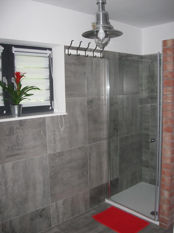 MikołajkiMleczarnia Z Prywatnym Jacuzzi别墅 外观 照片